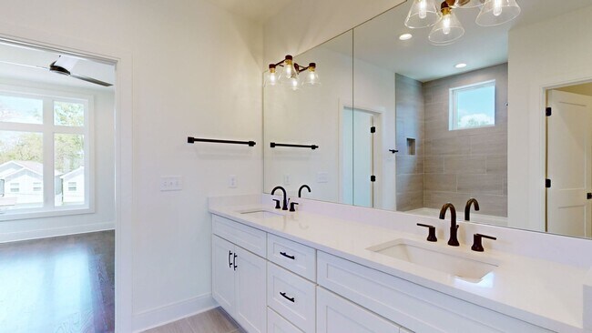 Building Photo - Turn-Key Luxury Rental: Brand-New 4BD + Office w/ Private Sunset Rooftop
