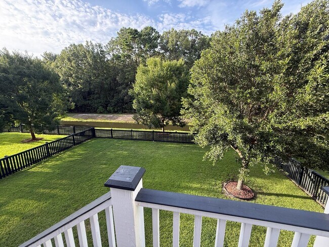Building Photo - Available now. Amazing 4 BR/2.5 BA Home Available at Shellring at St Thomas Island!