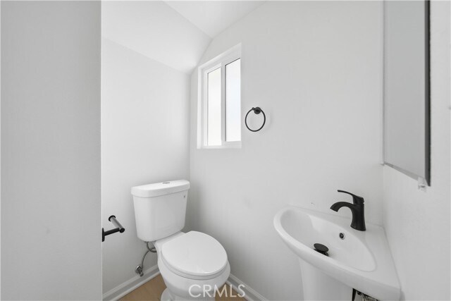 Building Photo - 1172 N Shattuck St