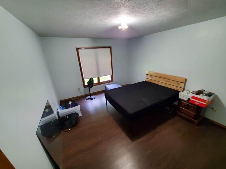 Building Photo - 4034 S Miranda Ct