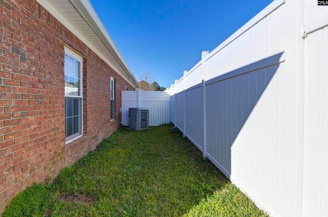 Building Photo - 28 Tall Palmetto Ln