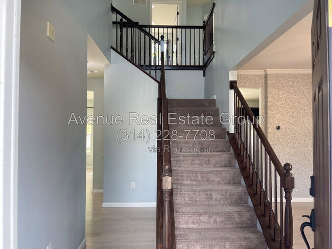 Building Photo - 948 Meramec Grove Dr