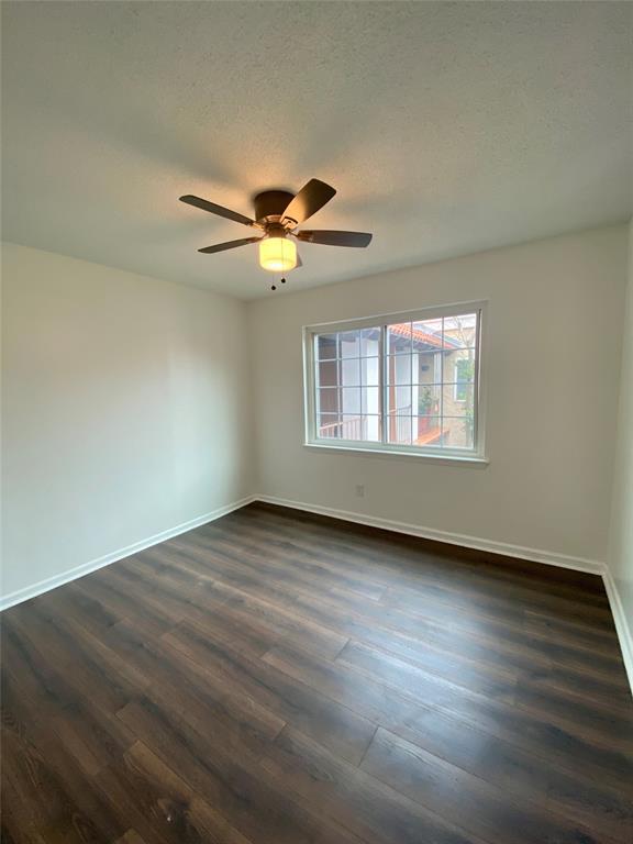 Building Photo - 2744 Briarhurst Dr