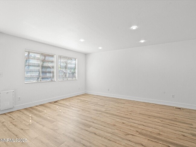 Building Photo - 8040 Monterey Shores Dr