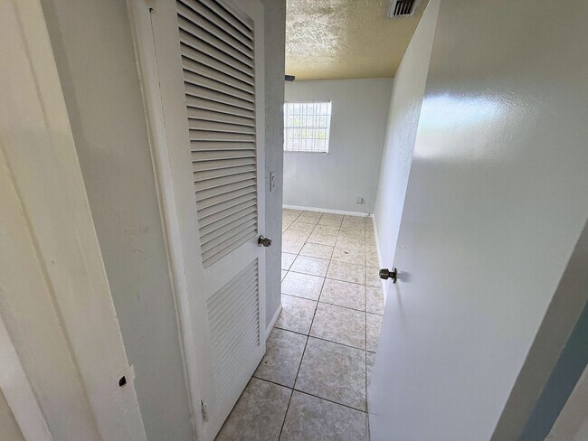 Building Photo - 2401 NW 170th St