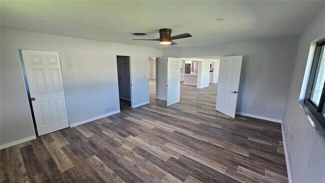 Building Photo - 3317 Pine Valley Dr