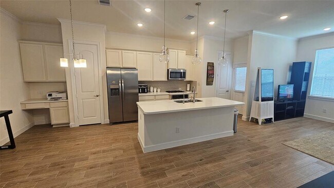 Building Photo - 3207 Cedar Dawn Ln