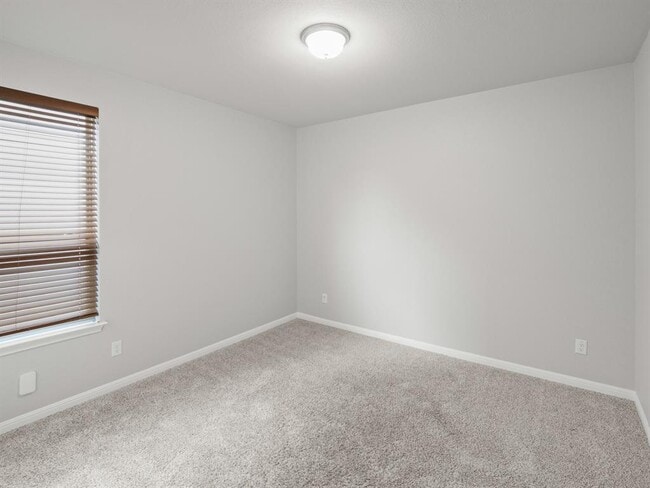Building Photo - 108 Drifter Ln