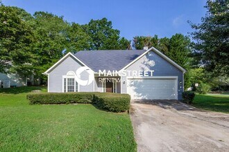 Building Photo - 4 Bedroom Pet-Friendly Home in Acworth, GA with Main Street Renewal