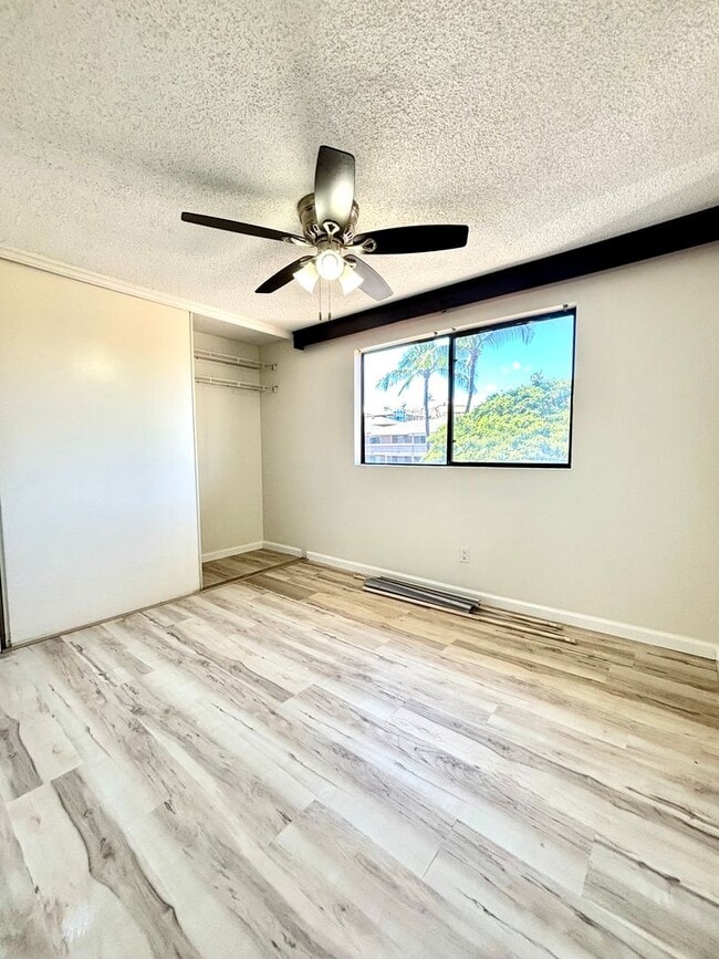 Building Photo - Kihei Shores - South Maui across from World Class Beaches