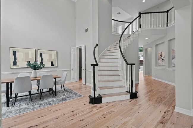 Building Photo - 1604 Tahoka Daisy Dr