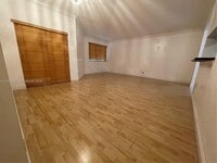 Building Photo - 9755 Westview Dr