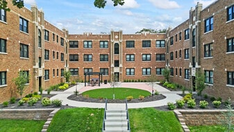 Building Photo - 1346 Hawthorne Pl