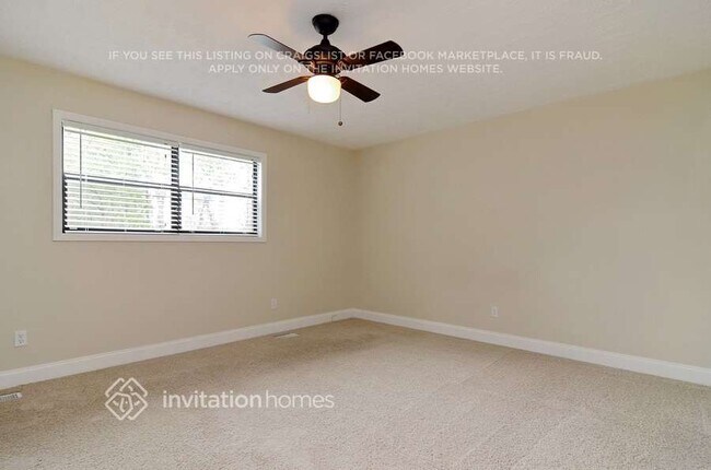Building Photo - 3421 Stone Ridge Dr