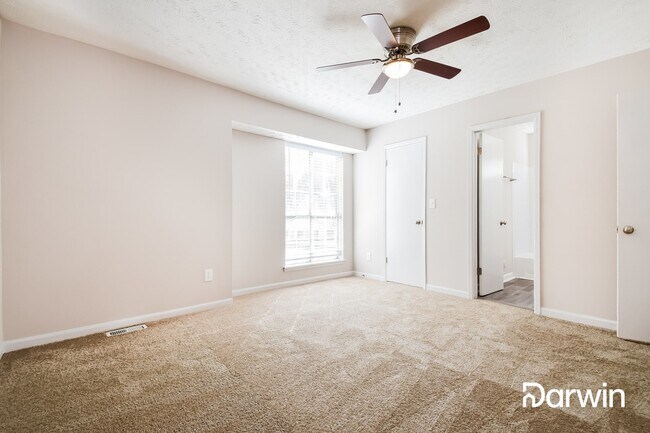 Building Photo - 3900 Dalhouise Ln