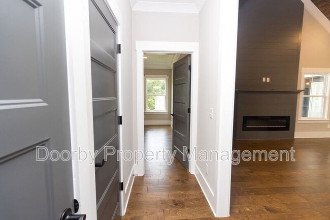 Building Photo - 2760 Ridge Park Dr