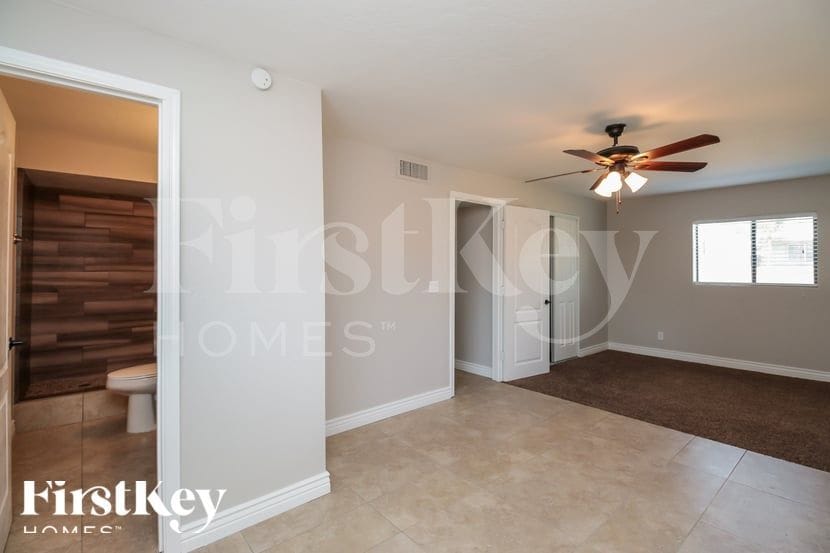 Building Photo - 4359 E Lynne Ln