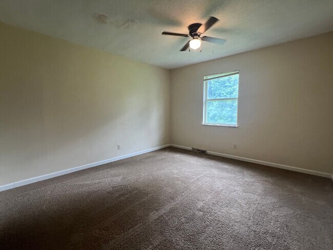 Building Photo - 722-724-724 Clinkscales Rd
