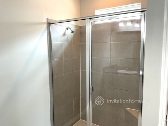 Building Photo - 3711 Wayfarer Wy