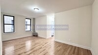 Building Photo - 1803 Riverside Dr