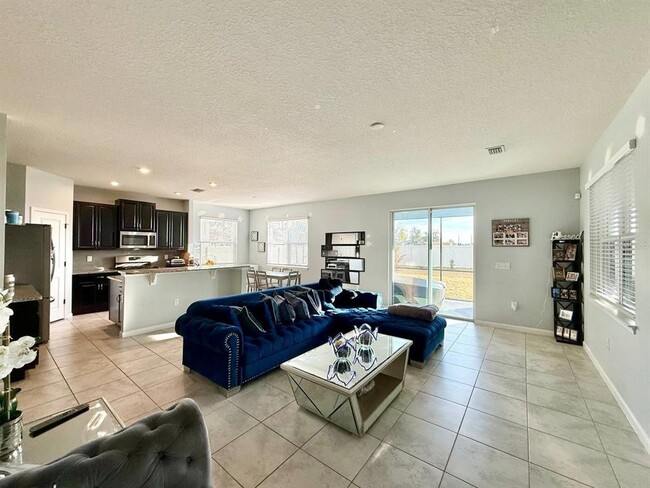 Building Photo - 12258 Blue Pacific Dr