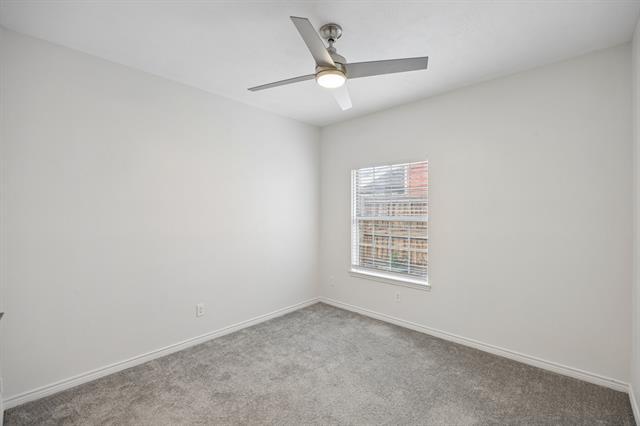 Building Photo - 2809 Roper Dr