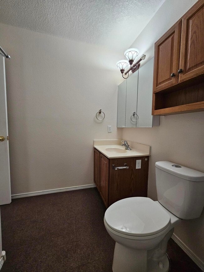 Building Photo - 5052 Westfield Dr NE
