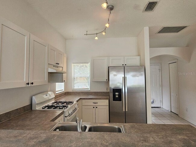 Building Photo - 7625 Clovelly Park Pl