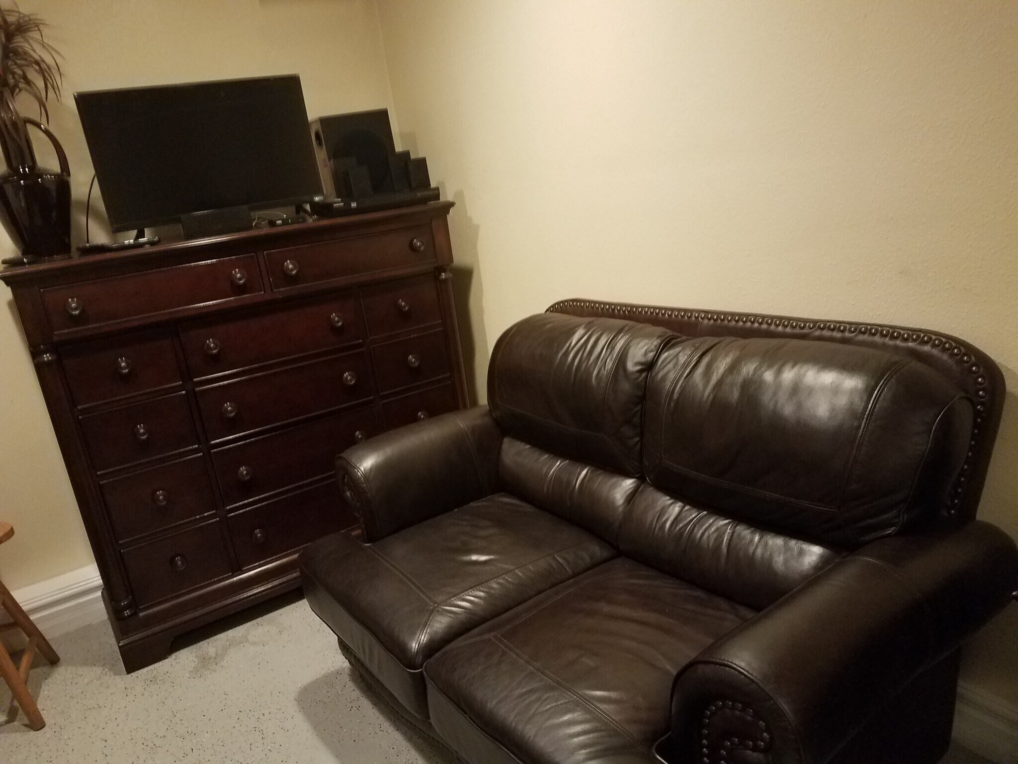 Building Photo - 521 Island Breeze Ln