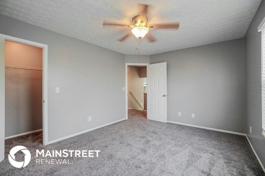 Building Photo - 4551 Sandridge St