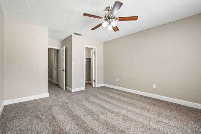 Building Photo - 4149 S Semoran Blvd