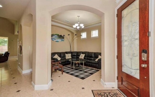 Building Photo - 11111 Glasgill Ct