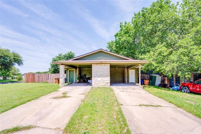 Building Photo - 5208 Bogey Ct
