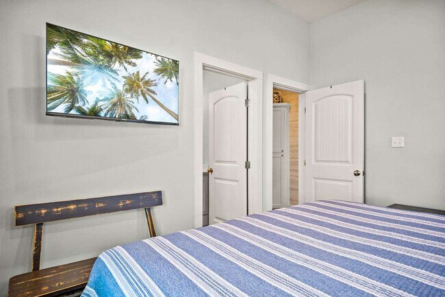 Building Photo - 5497 TX-361