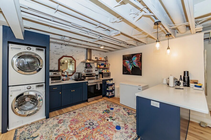 Building Photo - 8420 Timber Trl