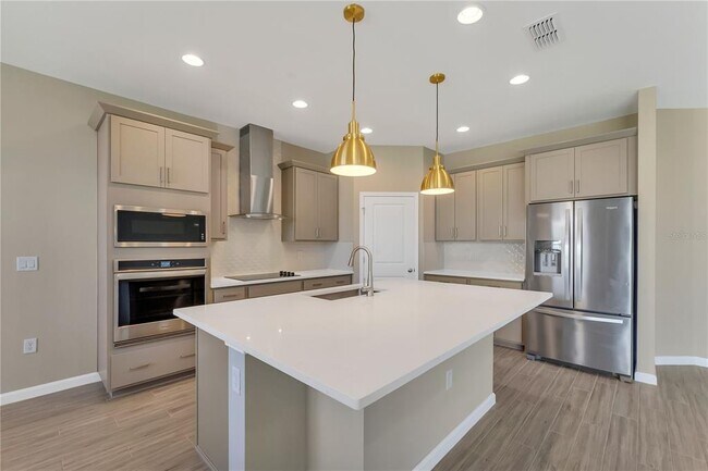 Building Photo - 4441 Lions Gate Ave