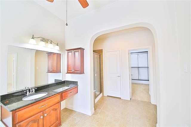 Building Photo - 778 Fall River Dr