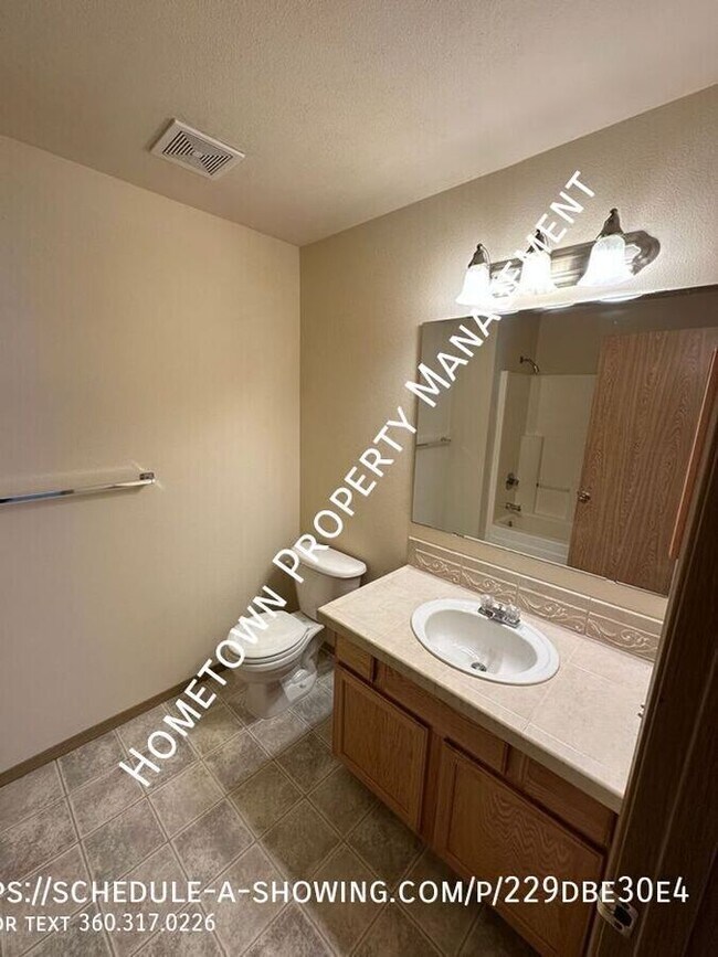 Building Photo - 407 Yauger Way NW