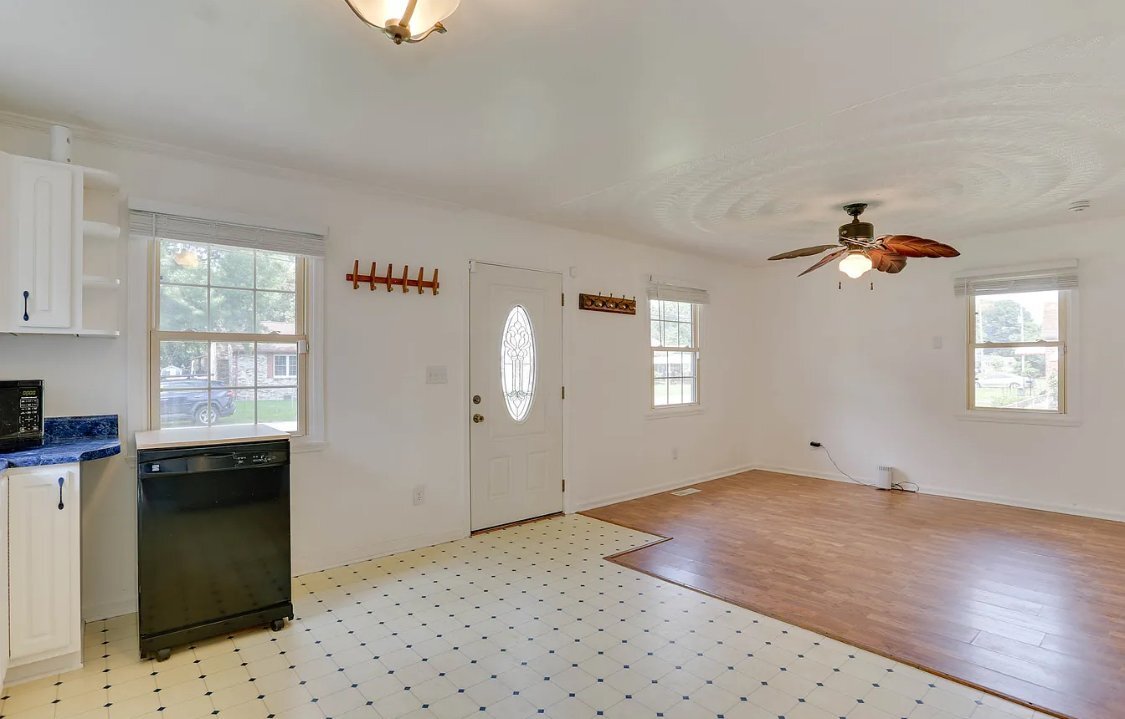 Building Photo - 39 Appomattox Ave