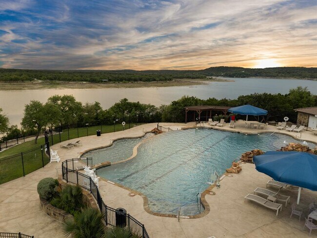 Building Photo - 8009 Copper Prairie Bend