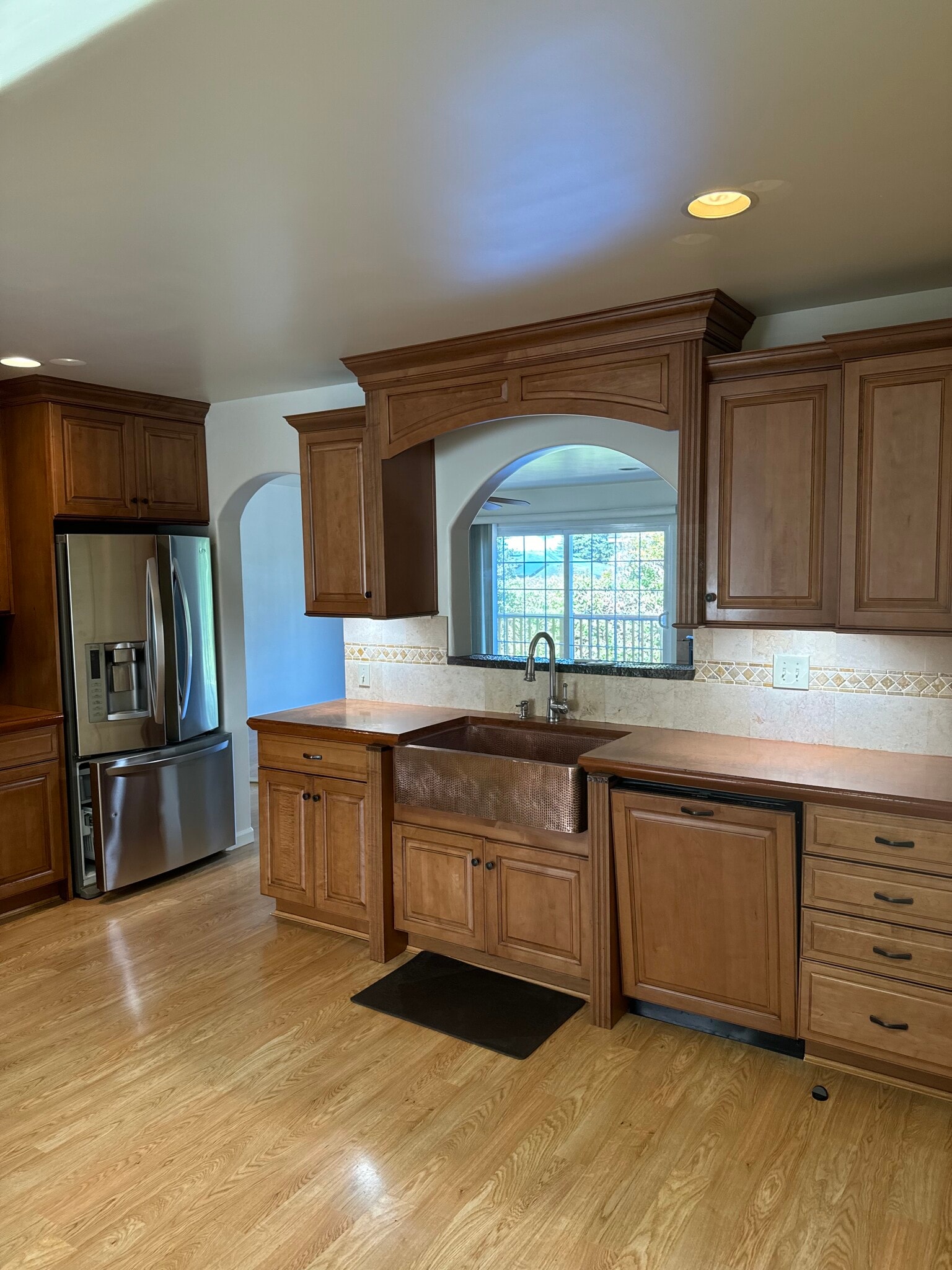 Kitchen - 746 Newton St