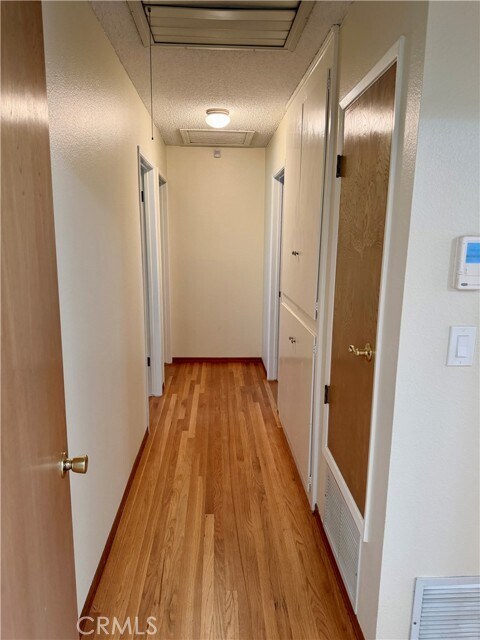 Building Photo - 3123 W Teranimar Dr