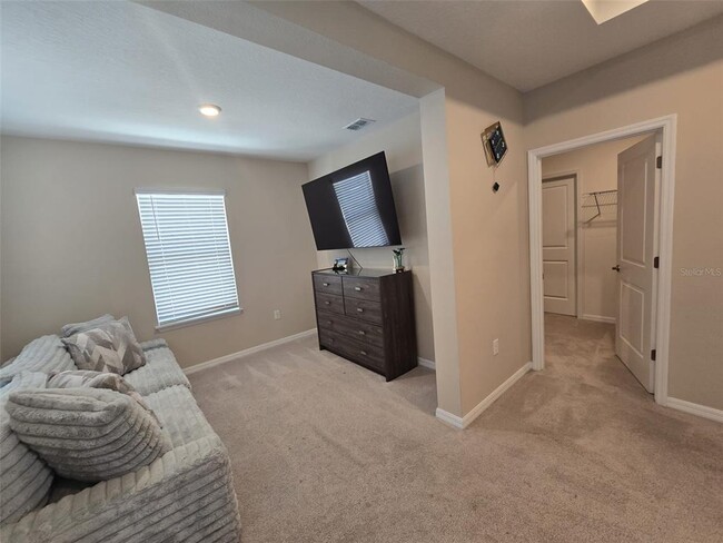 Building Photo - 10912 Honor Rd