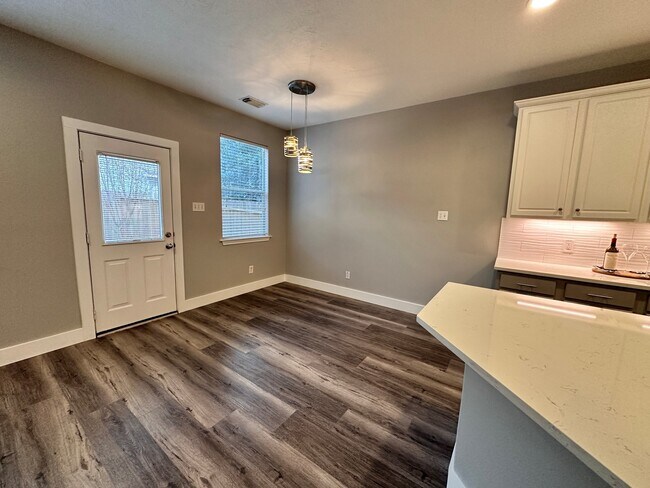 Building Photo - 46 Summer Haze Cir