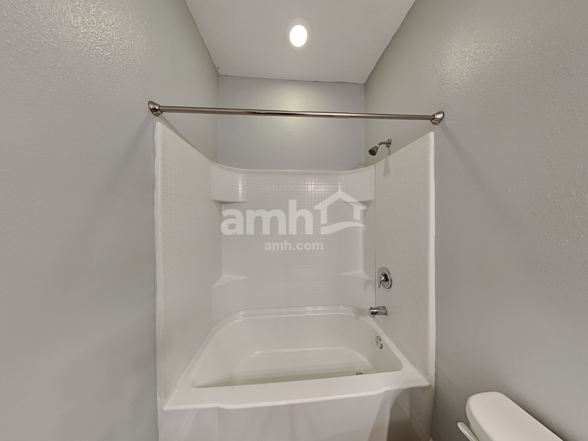 Building Photo - 4890 St James Ln