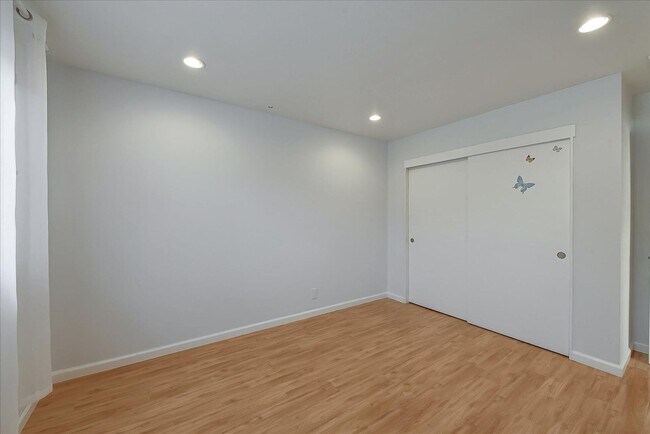 Building Photo - Beautifully Updated Single Family Home with Sparkling Pool