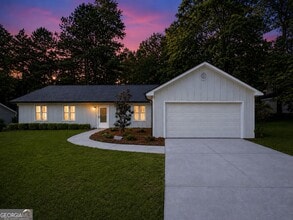 Building Photo - 202 Kentwood Dr