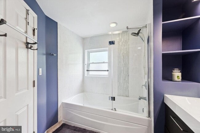 Building Photo - 3234 Dye Dr