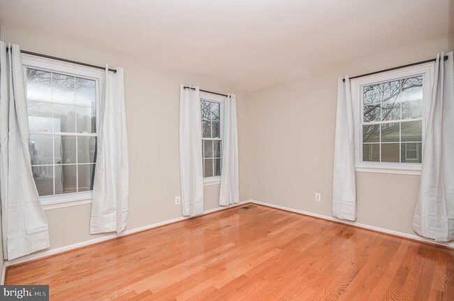 Building Photo - 9209 Frostburg Way