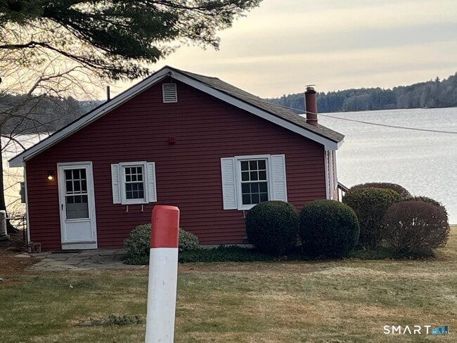 Building Photo - 71 Ellington Rd